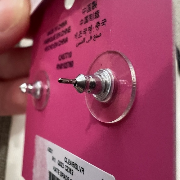 Kate Spade Flower Stud Earrings - NWT - Picture 7 of 7